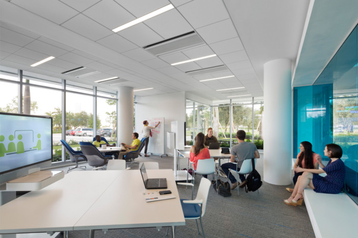 Lynn University Mohammed Indimi International Business Center - 0