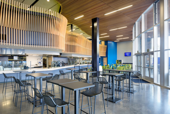 Mesa College Bookstore and Commons - 0