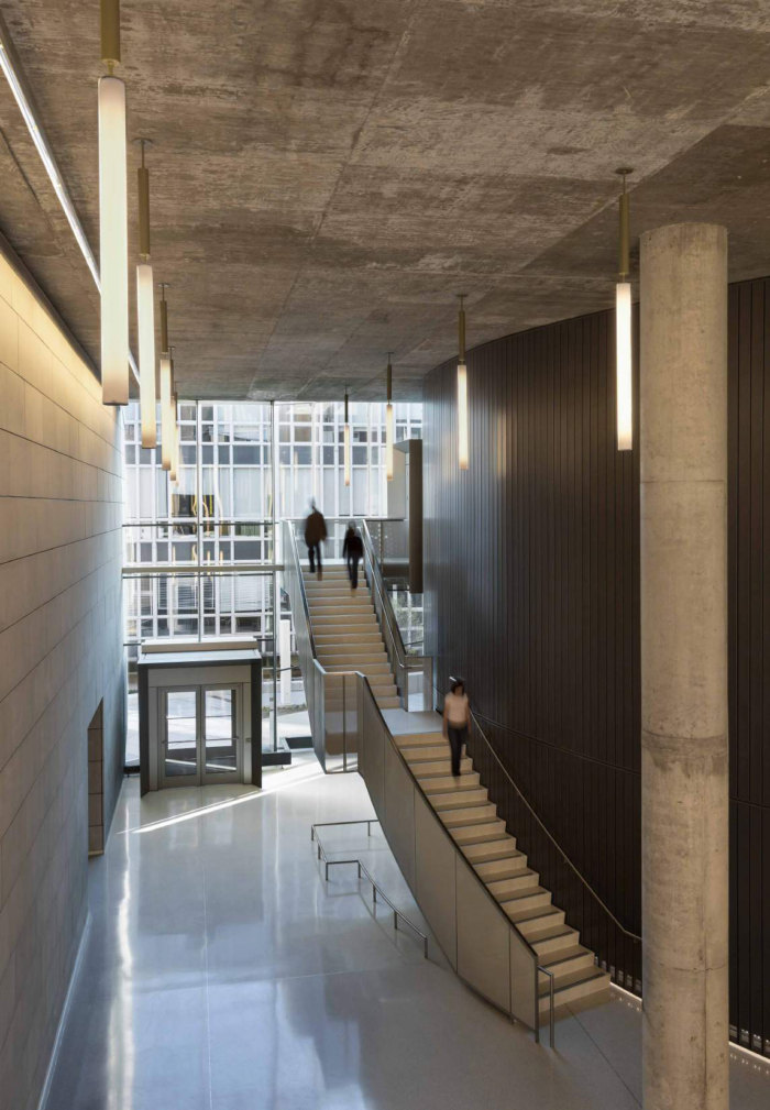 Gordon Parks Arts Hall at The University of Chicago Laboratory Schools - 0