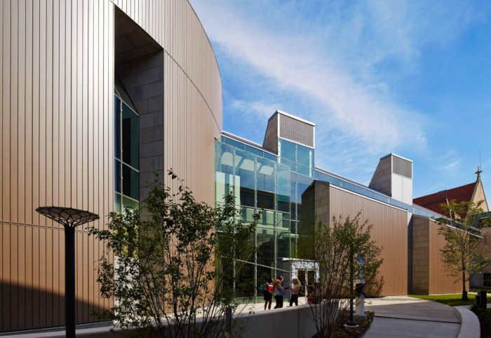 Gordon Parks Arts Hall at The University of Chicago Laboratory Schools - 0
