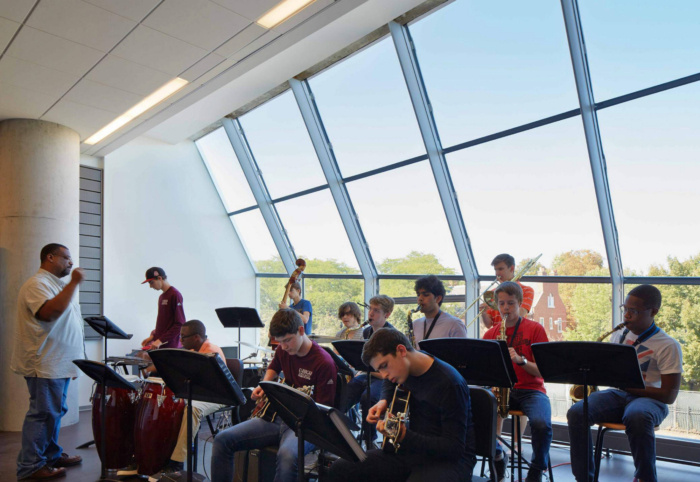 Gordon Parks Arts Hall at The University of Chicago Laboratory Schools - 0