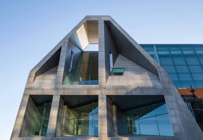 Gordon Parks Arts Hall at The University of Chicago Laboratory Schools - 0