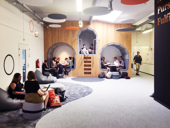 Inter-Community School Zurich Entrance Hall - 0