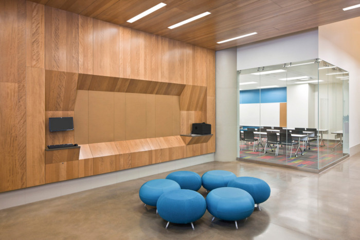 Cuyahoga Community College - Hospitality Management Center & Pura Vida Restaurant - 0