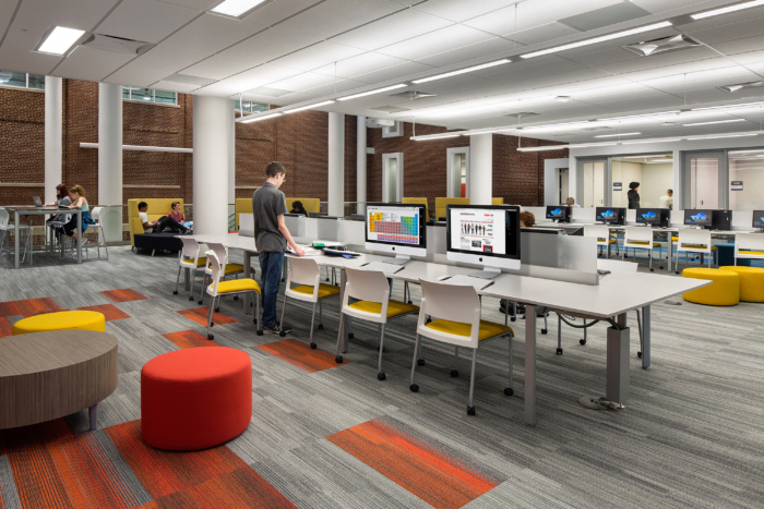 The Roeper School Learning Commons - 0