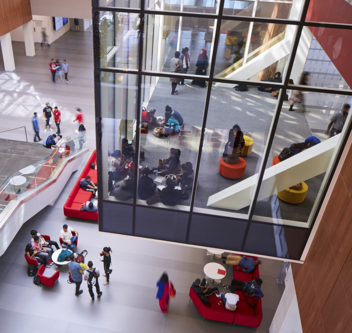 Amity University Dubai - Fusion Campus - 0
