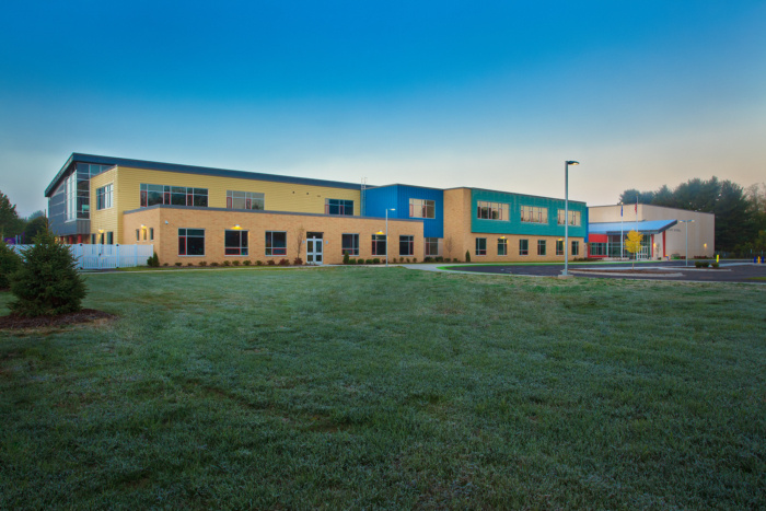 Lake Mills Elementary School - 0