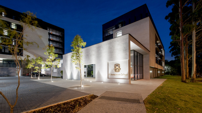 St Thomas More College - 0