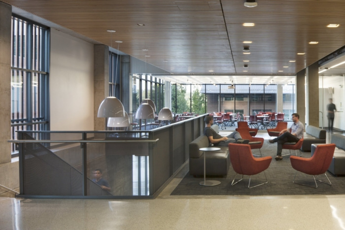University of Washington Bothell - Discovery Hall - 0