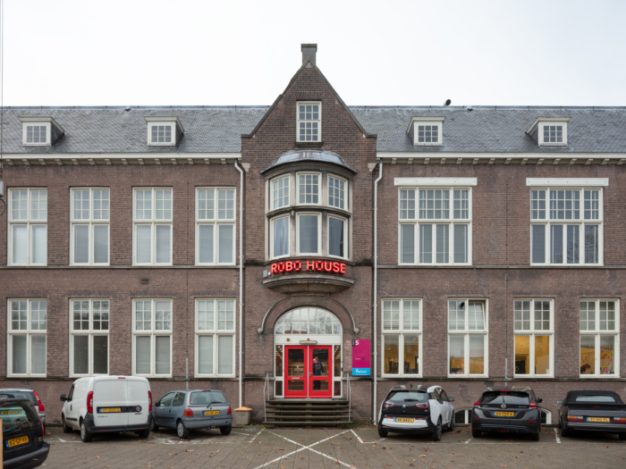 Delft University of Technology - RoboHouse - 0