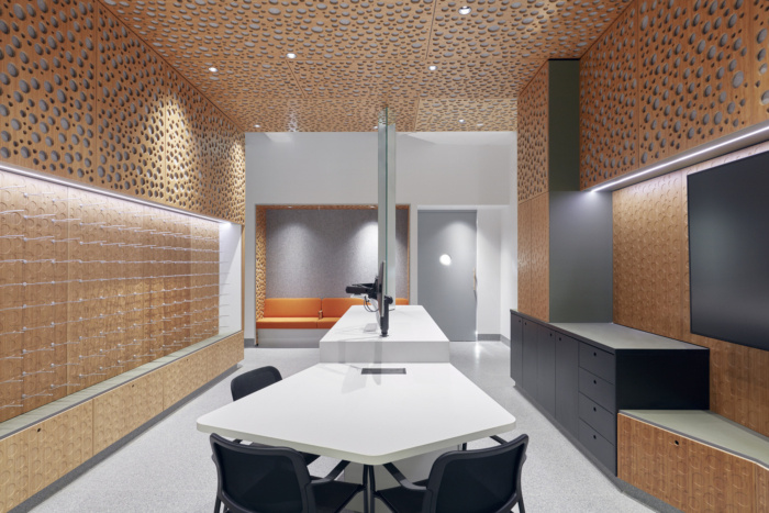Deakin University School of Medicine, Optometry Clinic - 0