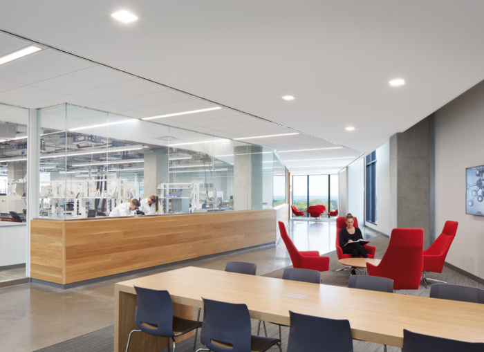 University of Kansas - Earth, Energy and Environment Center - 0