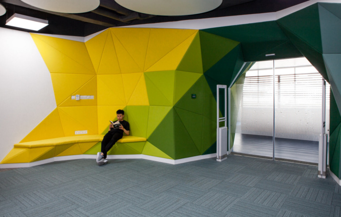International School of Ho Chi Minh City - Secondary School Library - 0