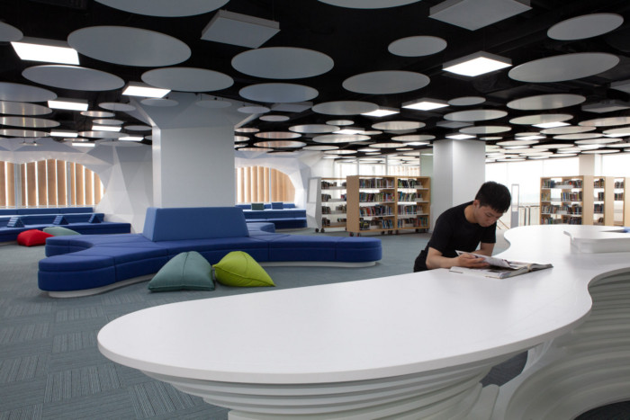 International School of Ho Chi Minh City - Secondary School Library - 0