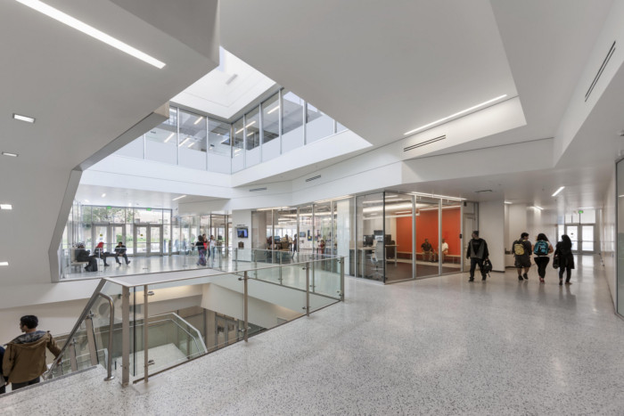 Los Angeles Trade Technical College - Mariposa Hall - 0