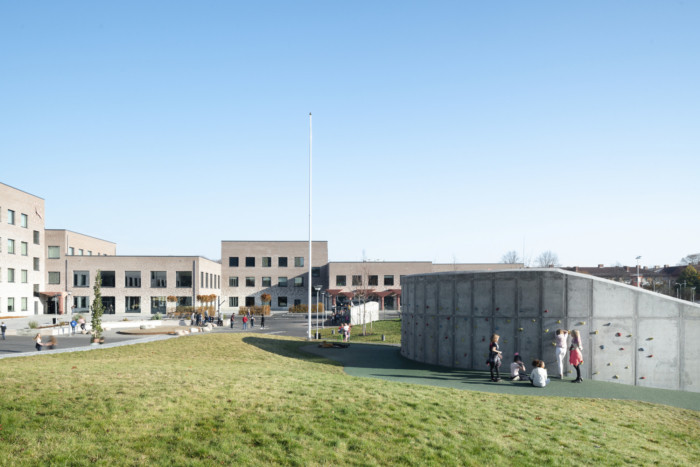 The Tiunda School - 0