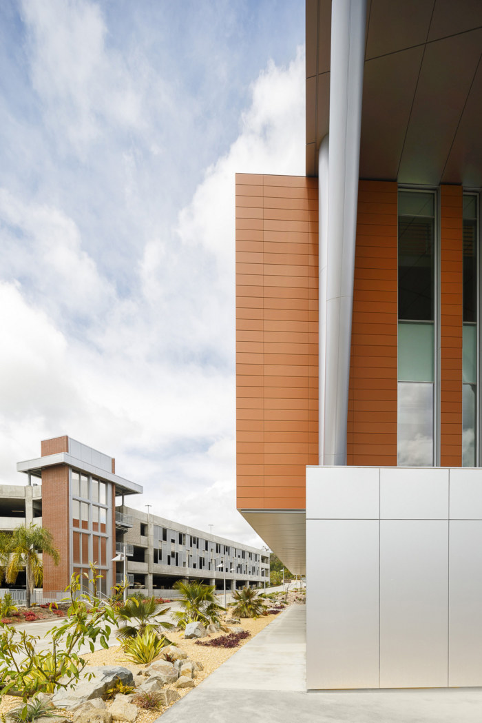 Palomar College - Learning Resource Center - 0
