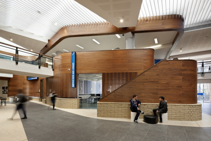 Victoria University Footscray - Nicholson Learning Commons - 0