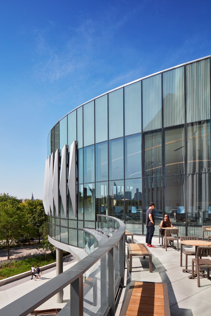 University of Illinois at Chicago - Academic and Residential Complex - 0