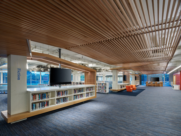 Francis W. Parker School Kovler Family Library - 0