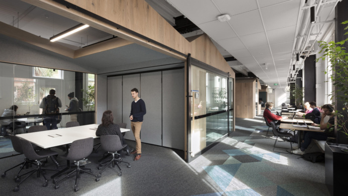 The University of Melbourne - Engineering Workshop and Student Spaces - 0