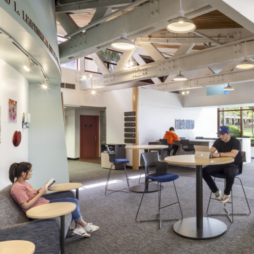Chadwick School - Donald J. Leavenworth Library
