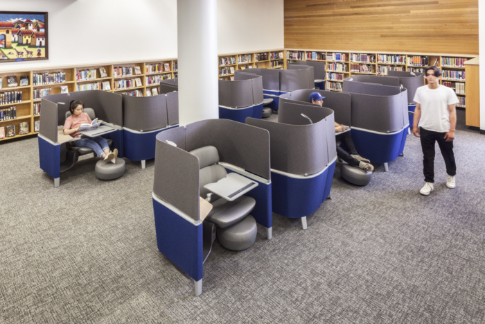Chadwick School - Donald J. Leavenworth Library - 0