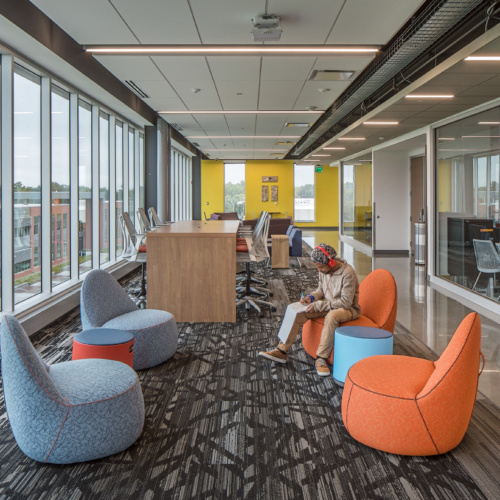 Metropolitan Community College - Career and Academic Skills Center