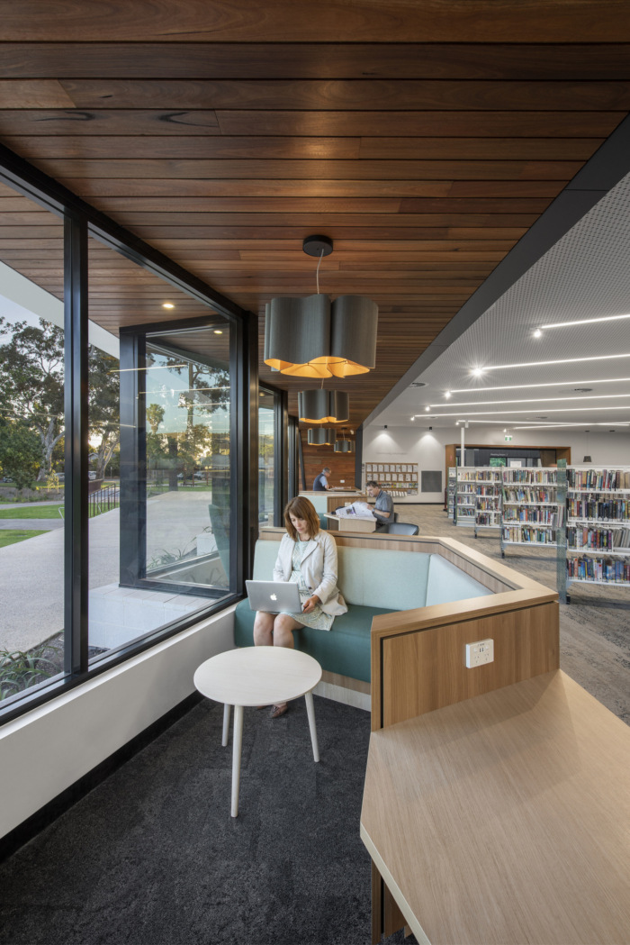 Mitcham Memorial Library - 0