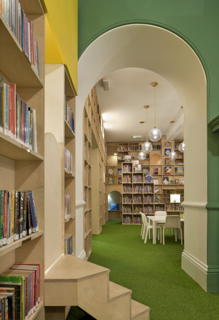 The Children's Library at the Guille-Allès Library - 0