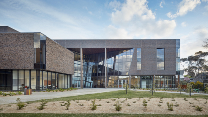 Trinity College Gateway Building - 0