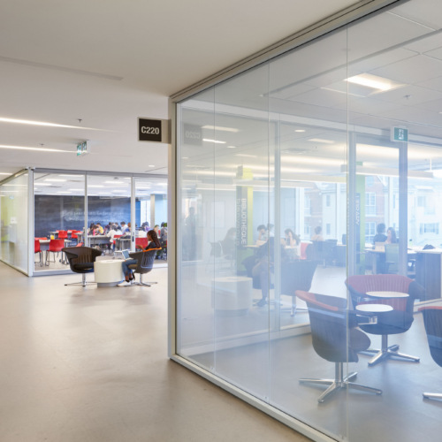 University of Ottawa - Learning Crossroads