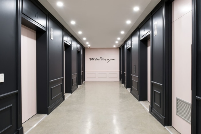 The French Beauty Academy - 0