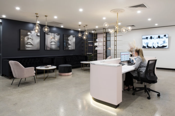 The French Beauty Academy - 0