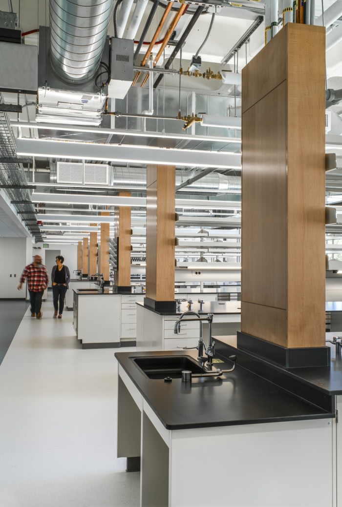 University of Oregon - Klamath Hall Synthetic Chemistry and Guillemin Laboratory Renovations - 0