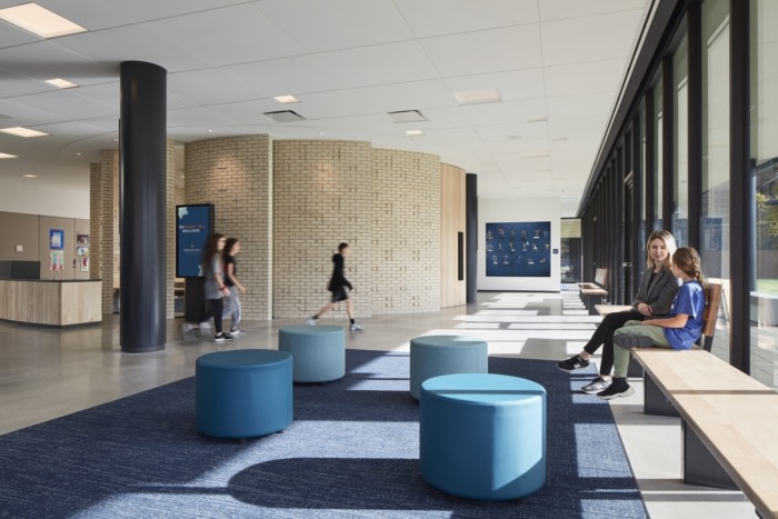 Bernard Zell Anshe Emet Day School Expansion - 0