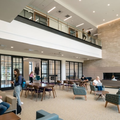 Stonehill College - Leo J. Meehan School of Business