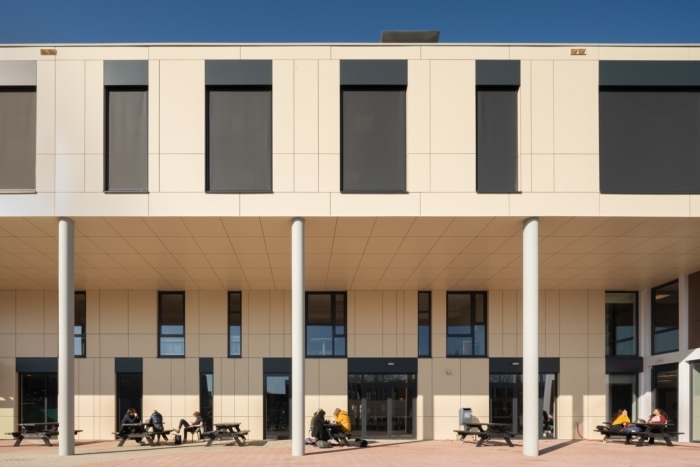Christelijk Lyceum Veenendaal High School - 0