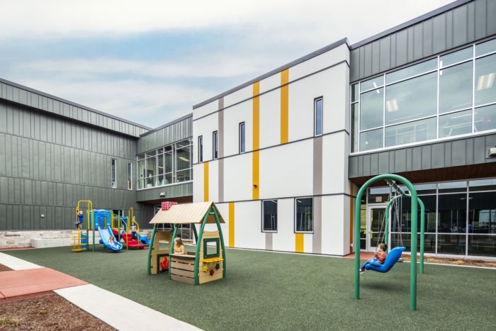 Forest Edge Elementary School - 0