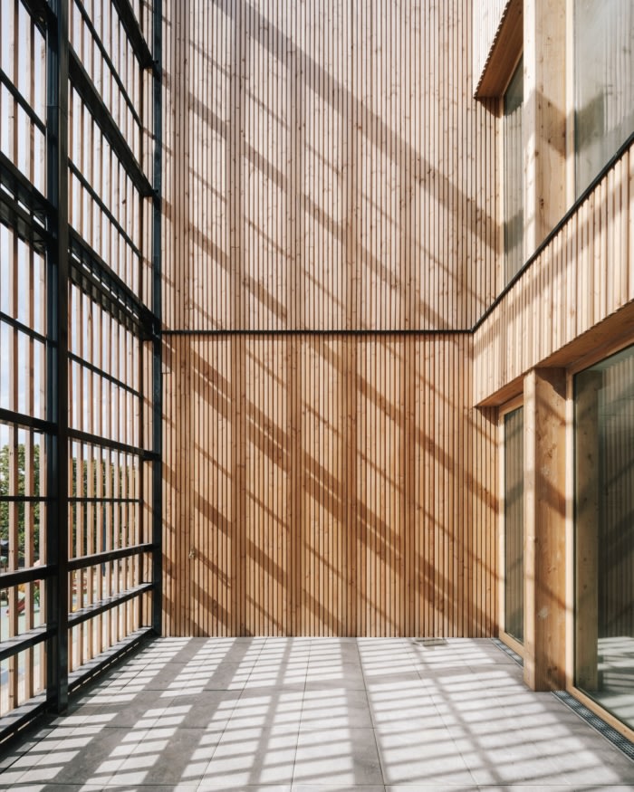 Simone de Beauvoir School - 0