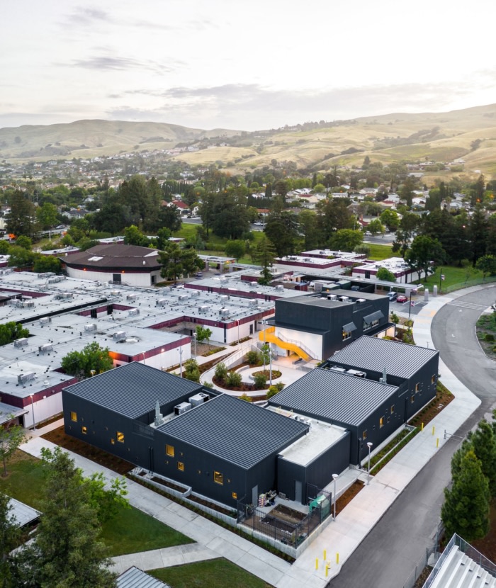 Piedmont Hills High School Science and Life Skills Complex - 0