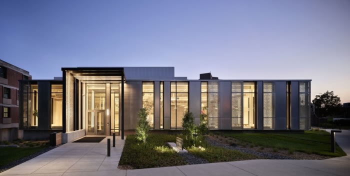 Kansas City Art Institute - Barbara A. Marshall Residence Hall and Wylie Dining Center - 0