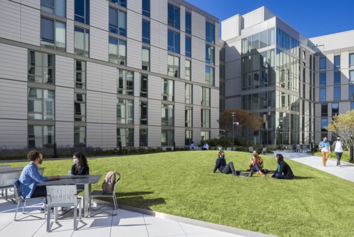 University of Chicago - Woodlawn Residential and Dining Commons - 0