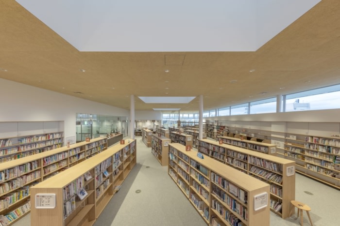 Kozakai Kifukan Community Center - 0