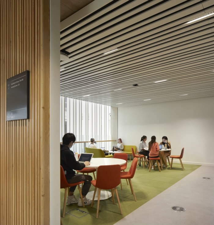 Warwick University - Faculty of Arts Building - 0