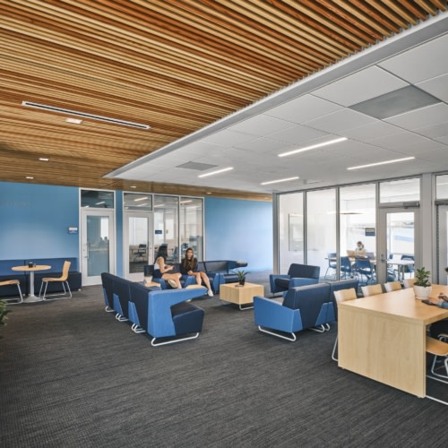Flintridge Preparatory School - Bachmann Collaboration Building