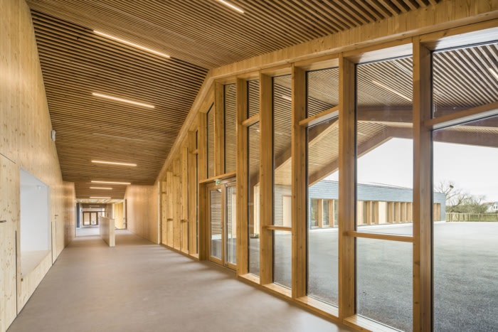 Les Coteaux Fleuris School - 0
