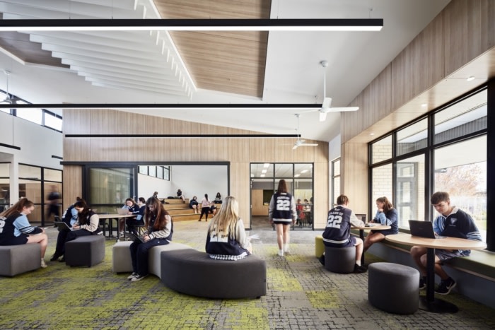 Traralgon Secondary College - 0