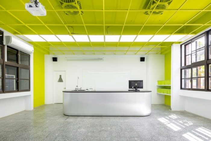 Guo-Hua Junior High School - Uni-LAB - 0