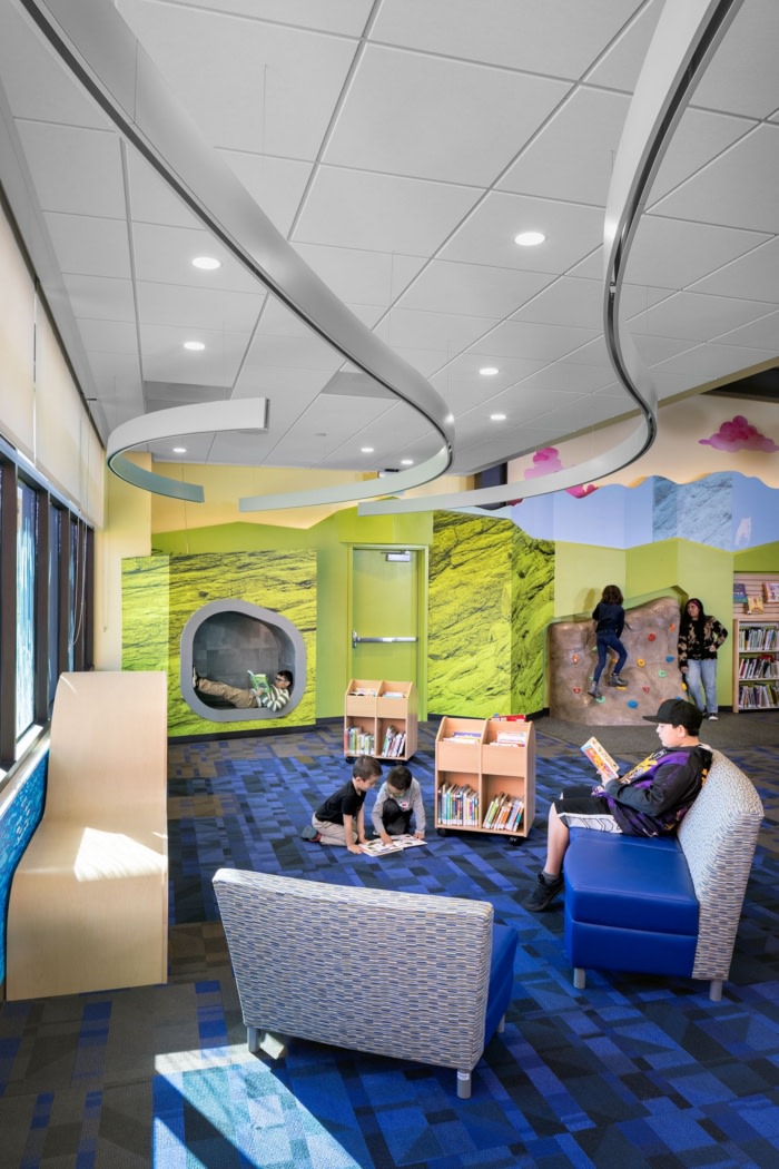 Lakeside Community Library - 0
